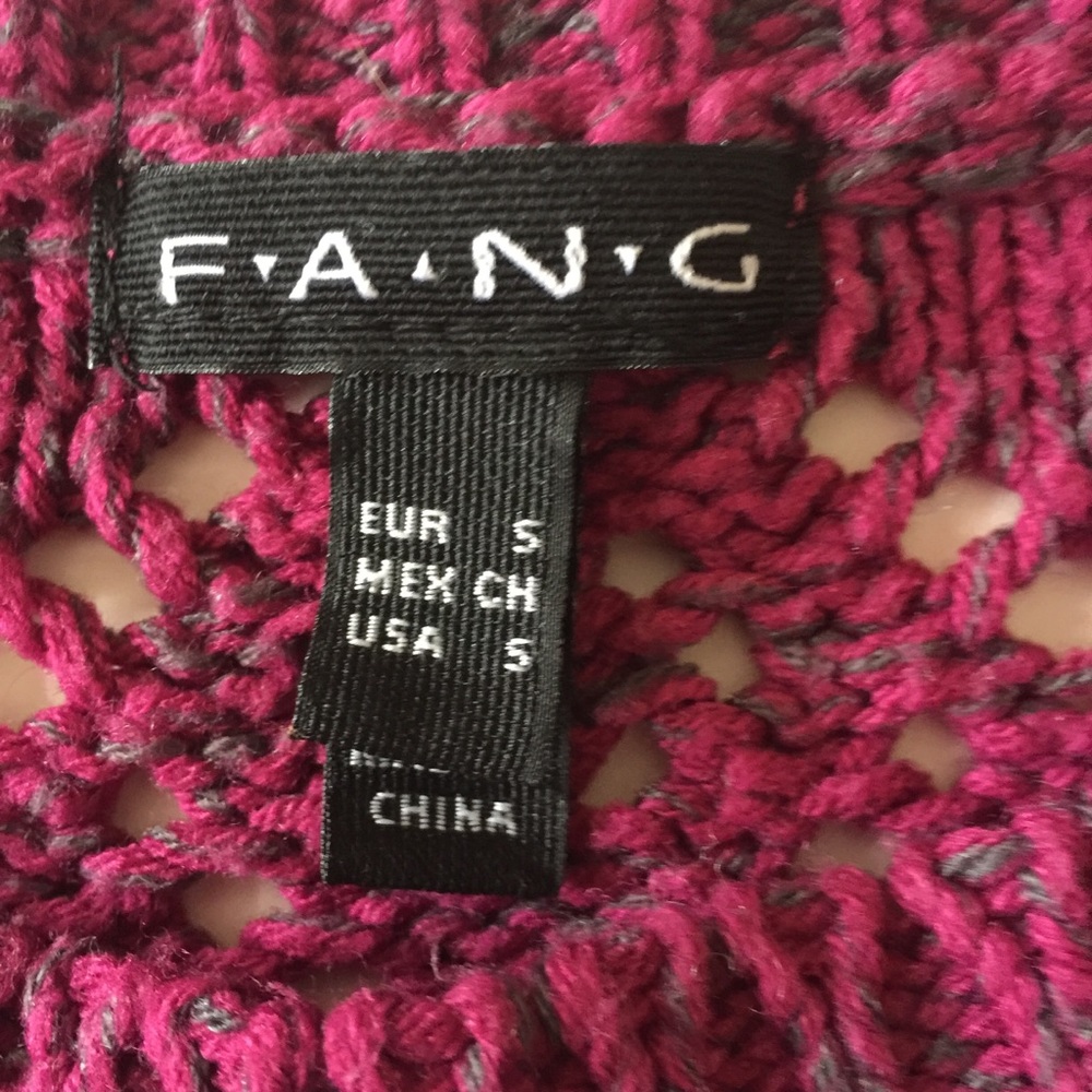 Sweater - Picture 2 of 8